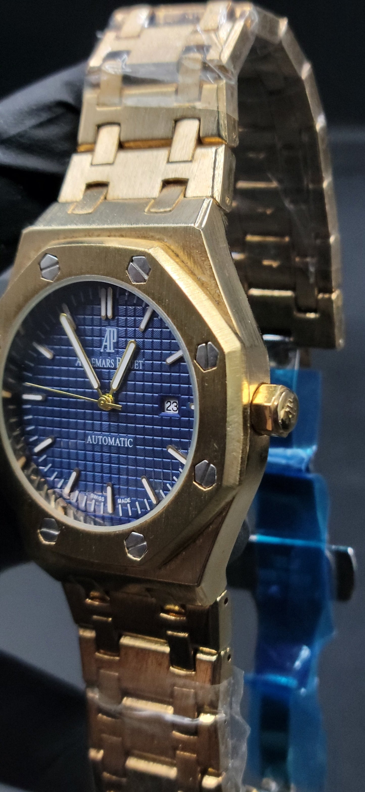 AP Royal Gold Blue